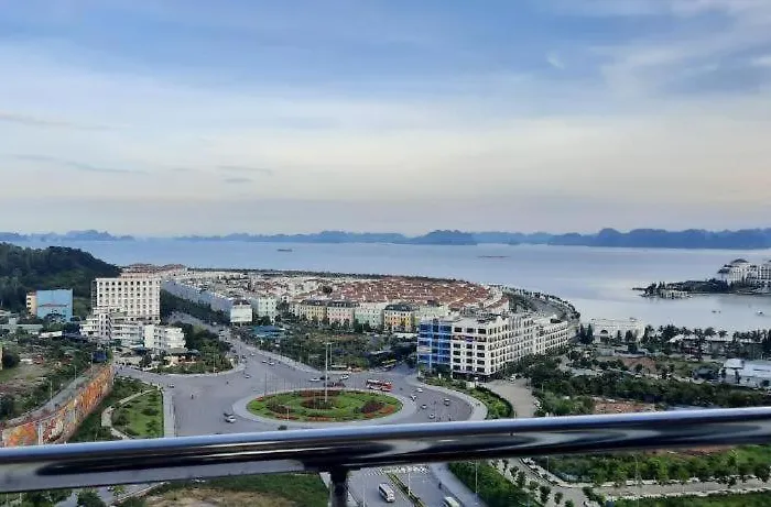 Luxury Hạ Long